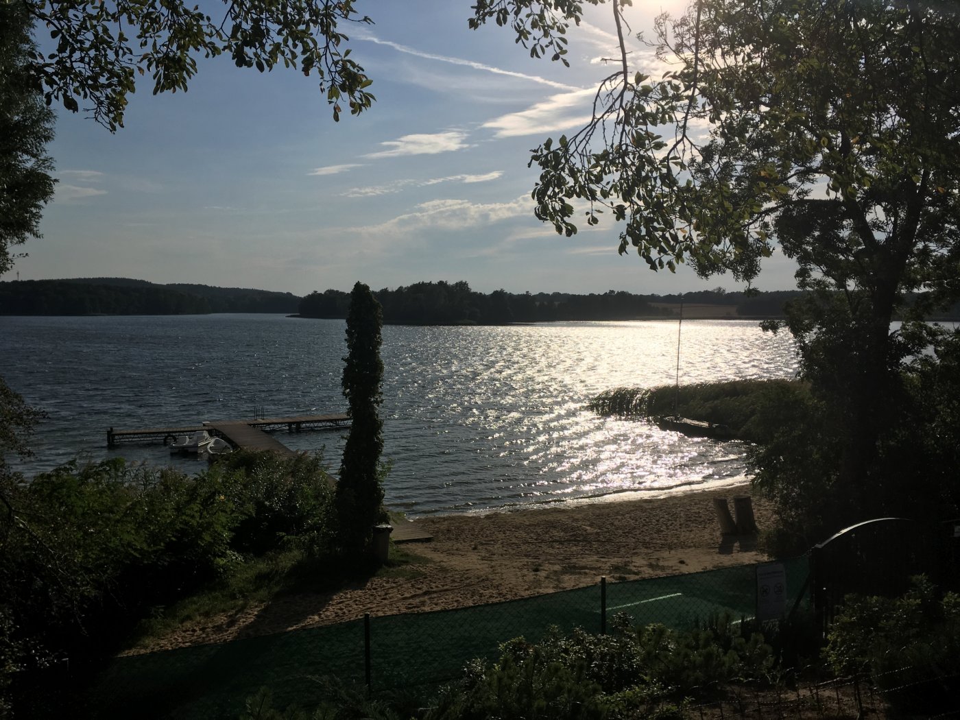 nasza plaża z pomostem