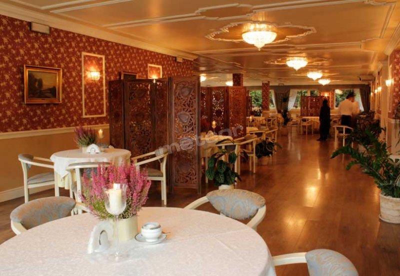 Hotel Na Błoniach ***  Restauracja Wirtuozeria