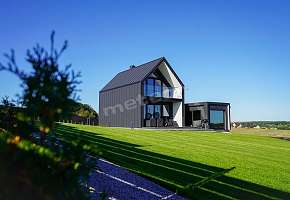 BlackBarn
