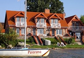 Panorama Uwe Lake Resort 
